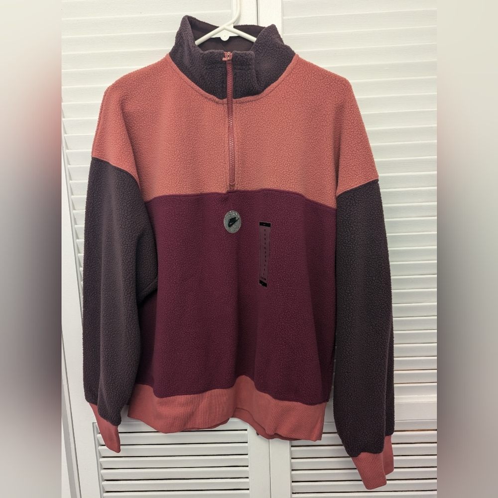 Nike pullover